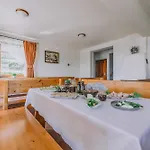Orelki אתר נופש בוקוווינה טטז'אנסקה